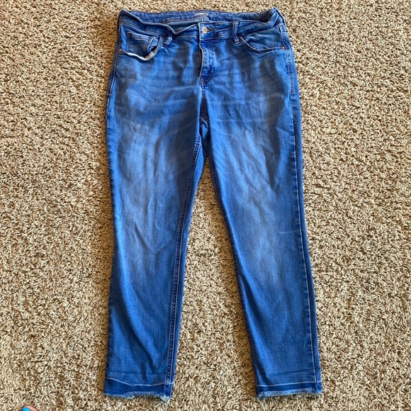 Old Navy Super Skinny Crop Jeans size 12 - Picture 1 of 8
